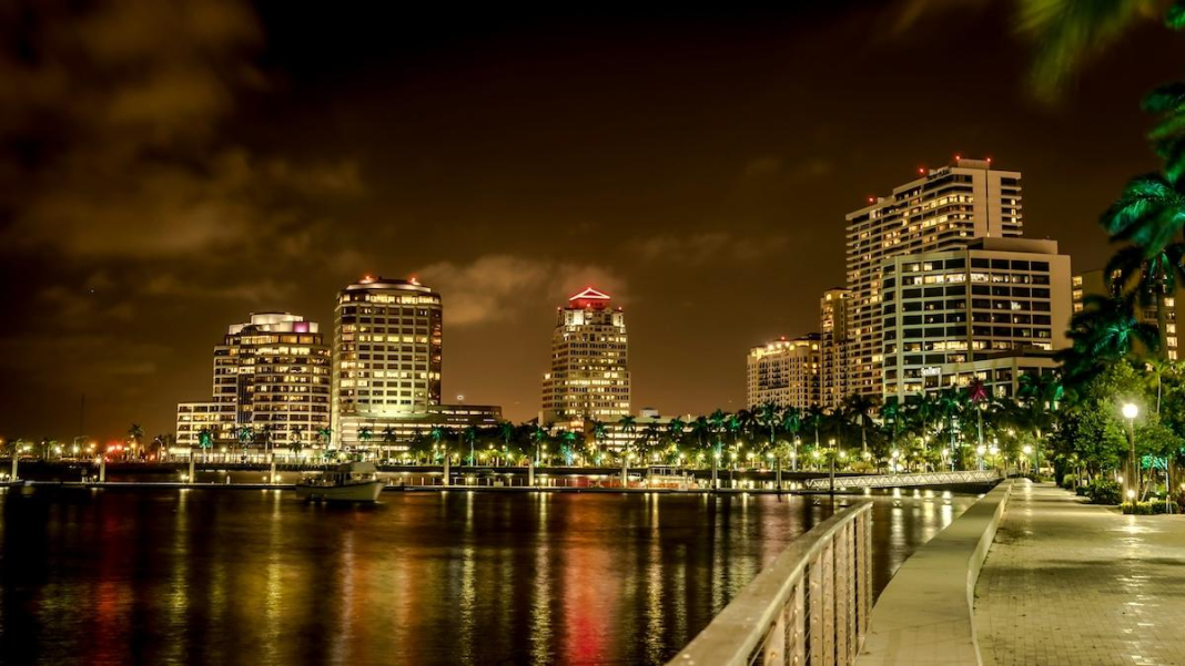 Palm Beach Mold Removal