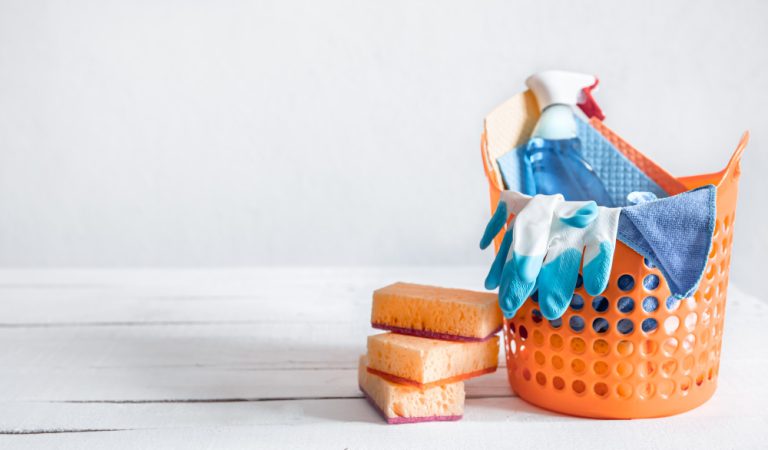 Featured image for The 8 Biggest De-Cluttering Mistakes You’re Making At Home